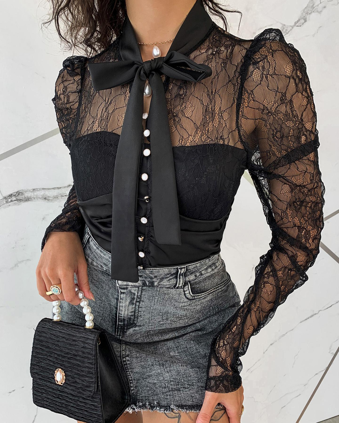 

Lace Puff Sleeve Buttoned Top, Black