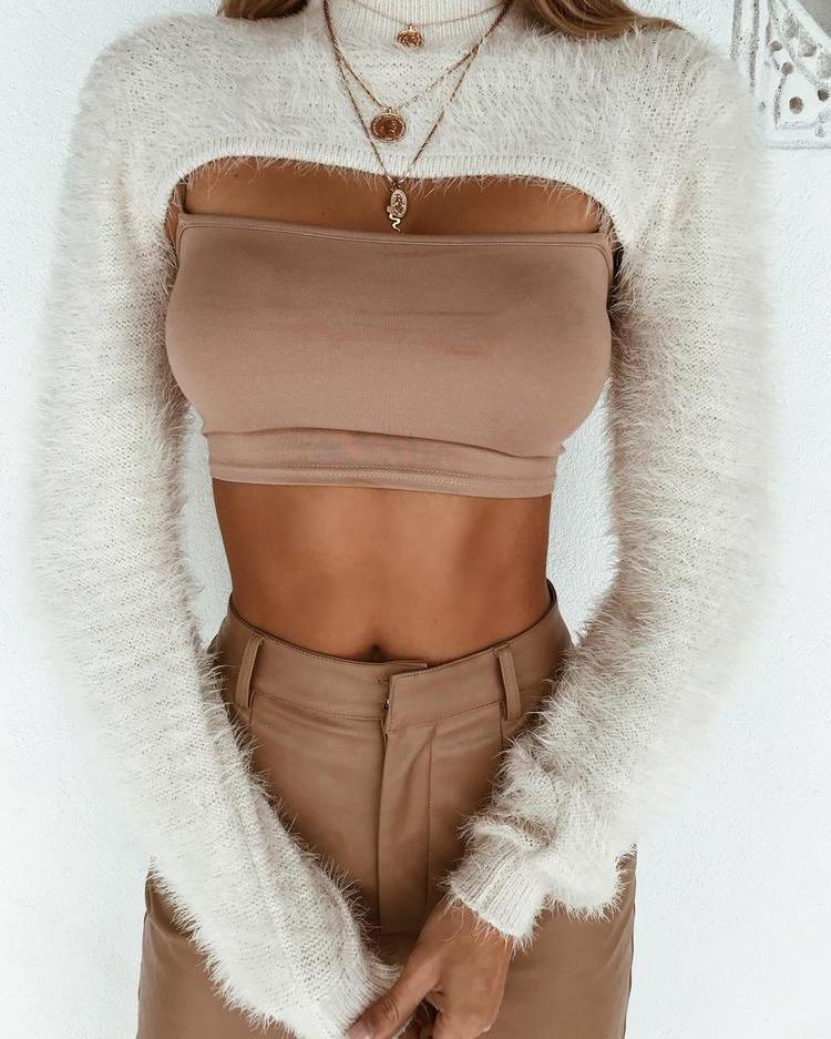 

Solid Fluffy Long Sleeve Short Cropped Top