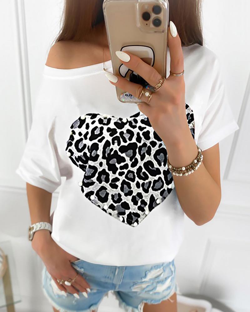 

Leopard Print Heart Pattern Casual T-shirt, White