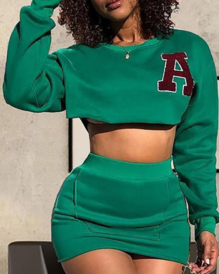 

Letter Pattern Long Sleeve Crop Top & Skirt Sets, Green