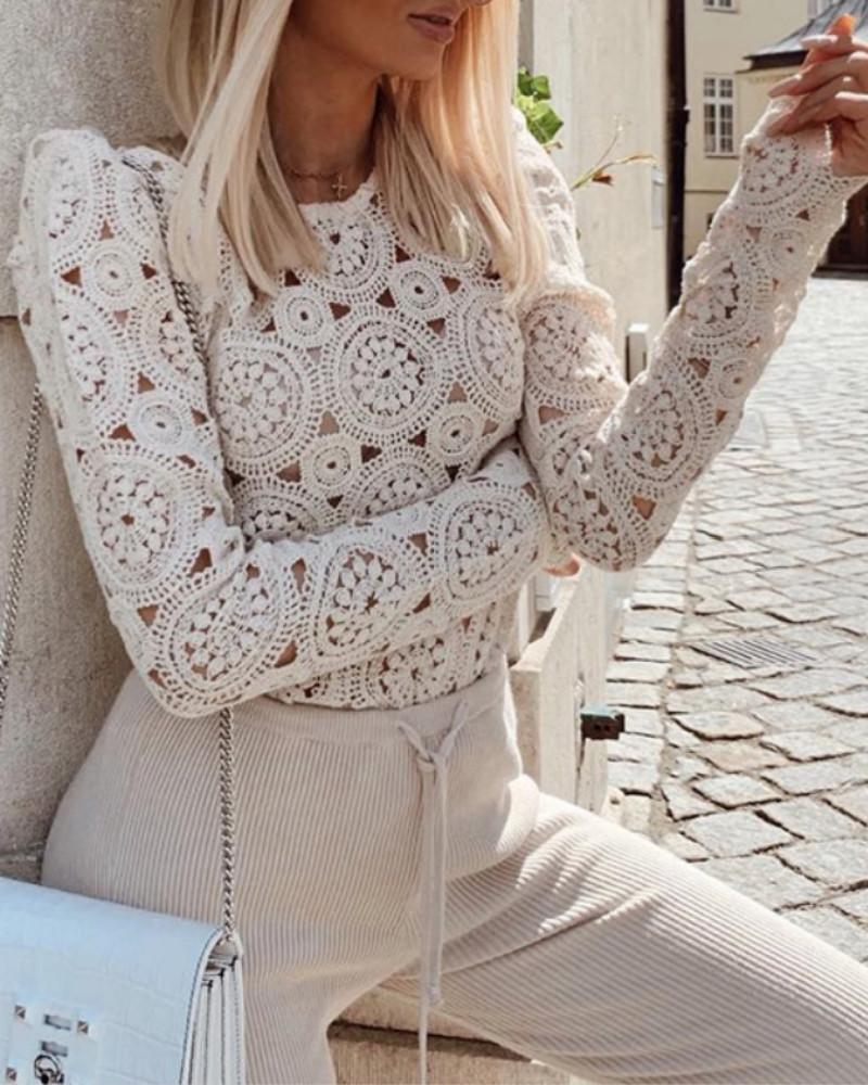 

Hollow Out Lace Puffed Sleeve Casual Blouse