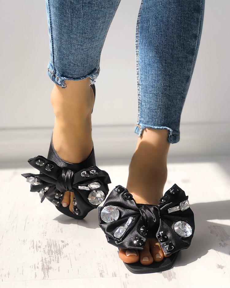 

Exaggerated Bowknot Shiny Decorated Flat Sandals, Black