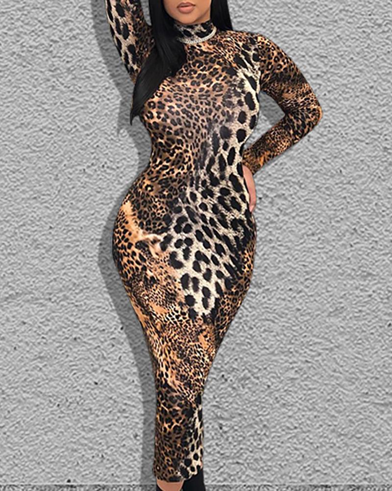 

Leopard Design Long Sleeve Dress