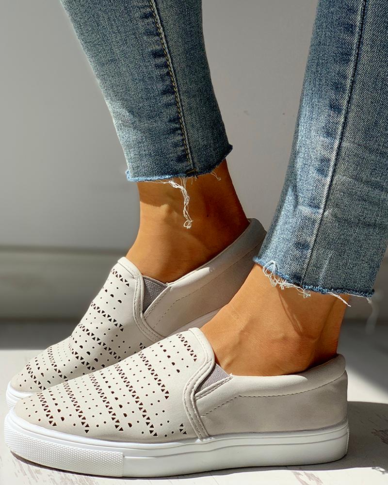 

Solid Eyelet Hollow Out Breathable Sneakers, Gray
