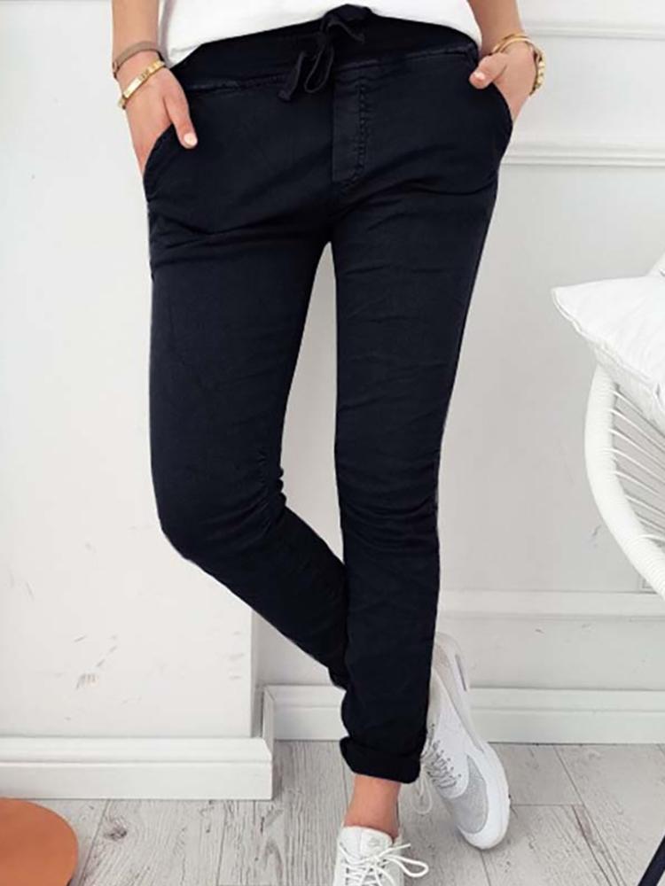 

Stylish Pocket Design Belted Skinny Pants