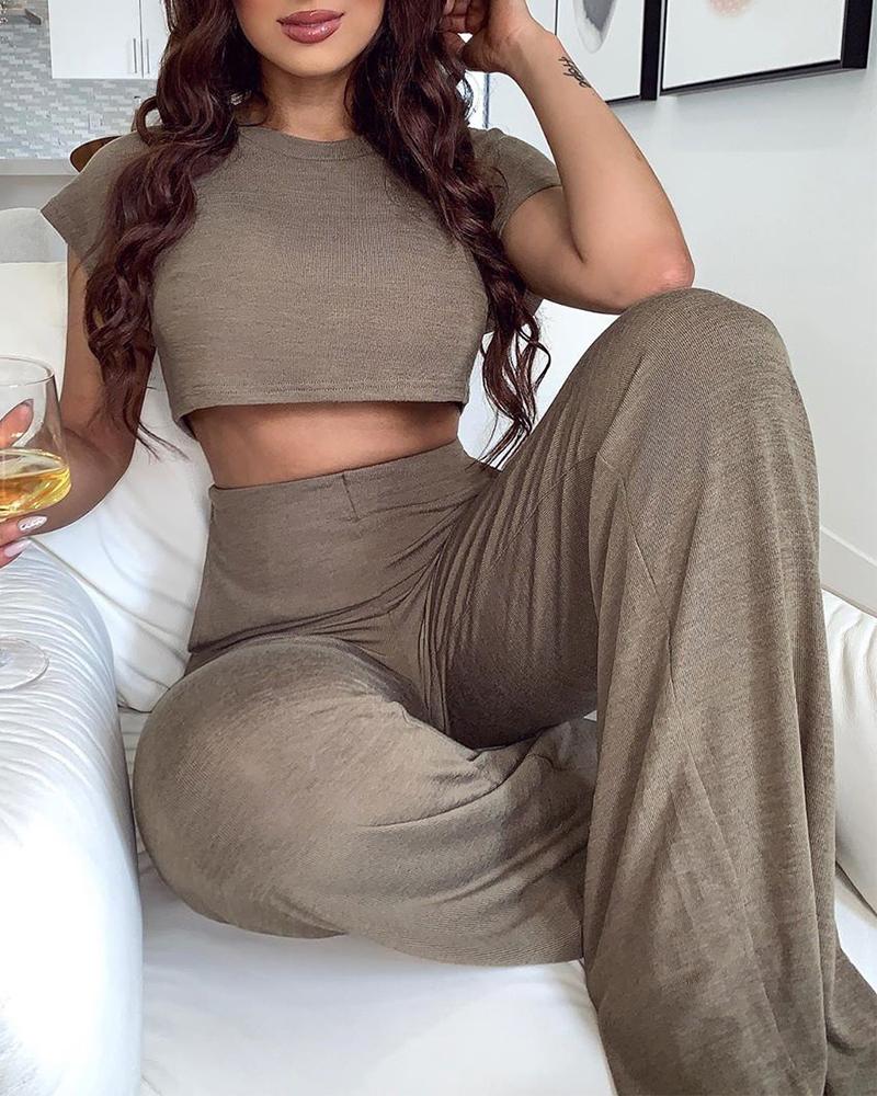 

Crop Top & Pants Lounge Set, Khaki