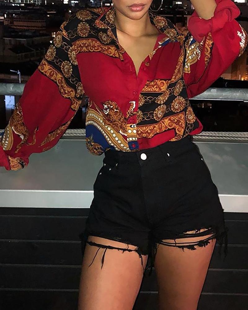 

Random Retro Print Buttoned Casual Shirt