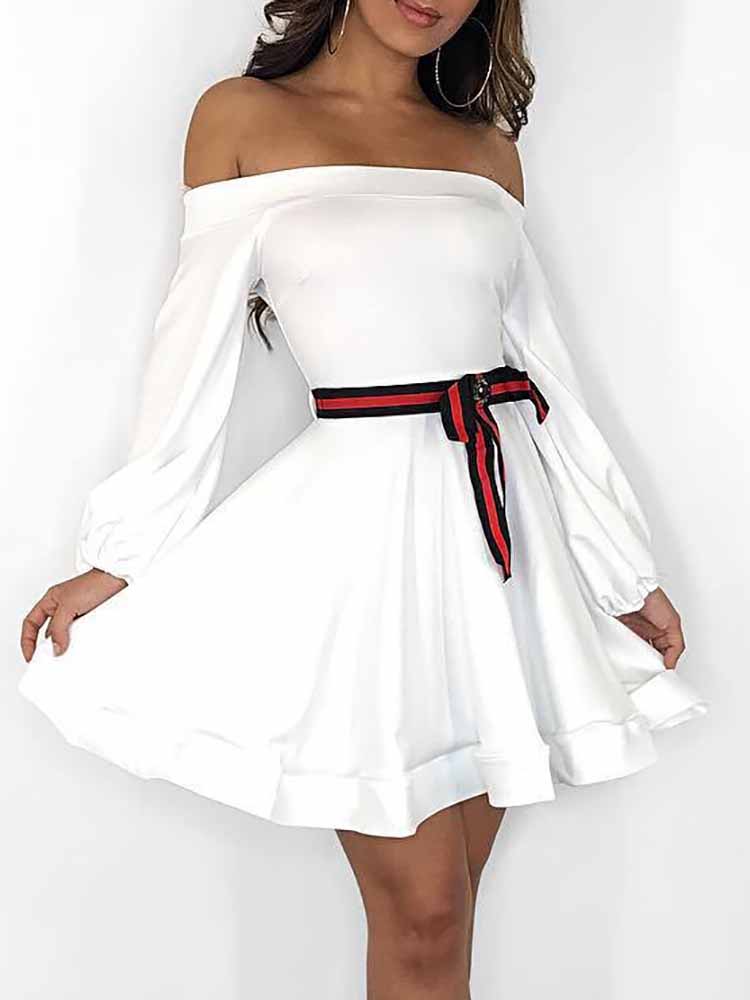 

Off Shoulder Bowknot Embellished Pleated Dress