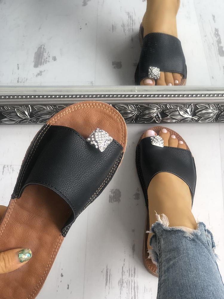 

Shiny Embellished Single Strap Toe Ring Slippers, Black