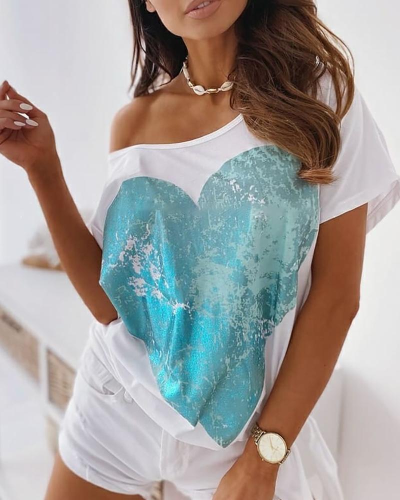 

Heart Pattern Short Sleeve Casual T-shirt, White