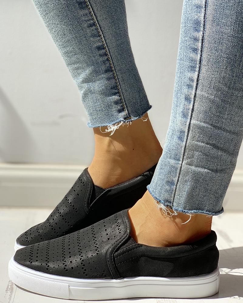 

Solid Eyelet Hollow Out Breathable Sneakers, Black