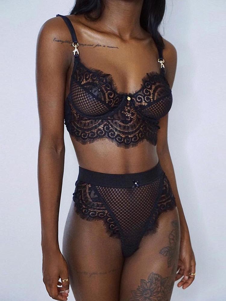 

Eyelash Lace Hollow Out Lingerie Bra Set