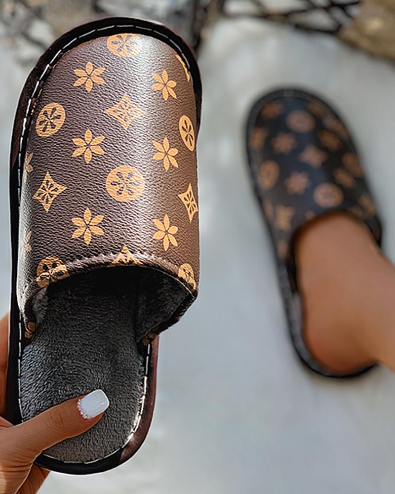 

Graphic Pattern Fluffy PU Slippers, Coffee