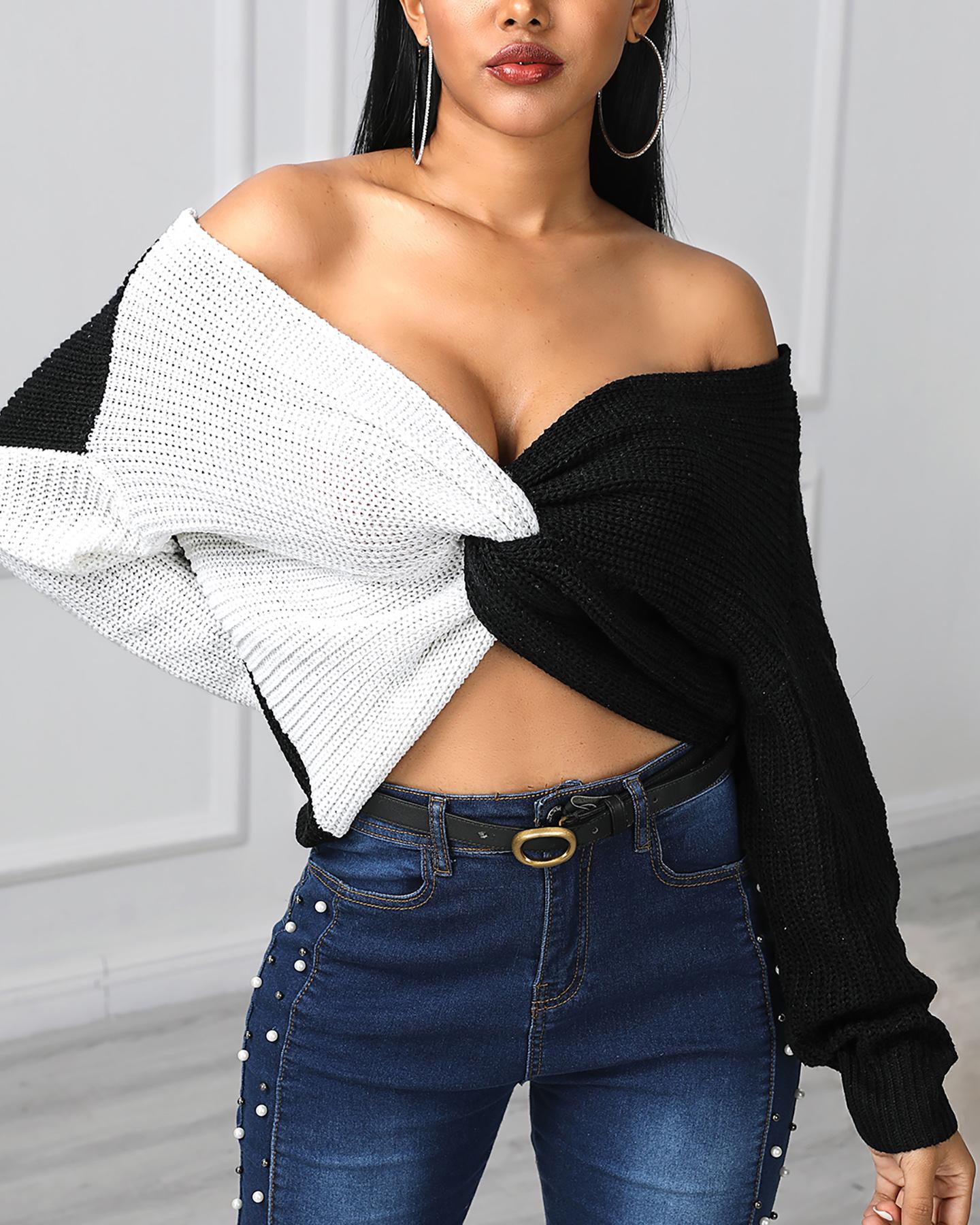 

Colorblock Crisscross Design Crop Sweater, Black