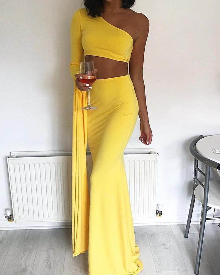 

Solid One Shoulder Crop Top & Slinky Fishtail Skirt Sets, Yellow