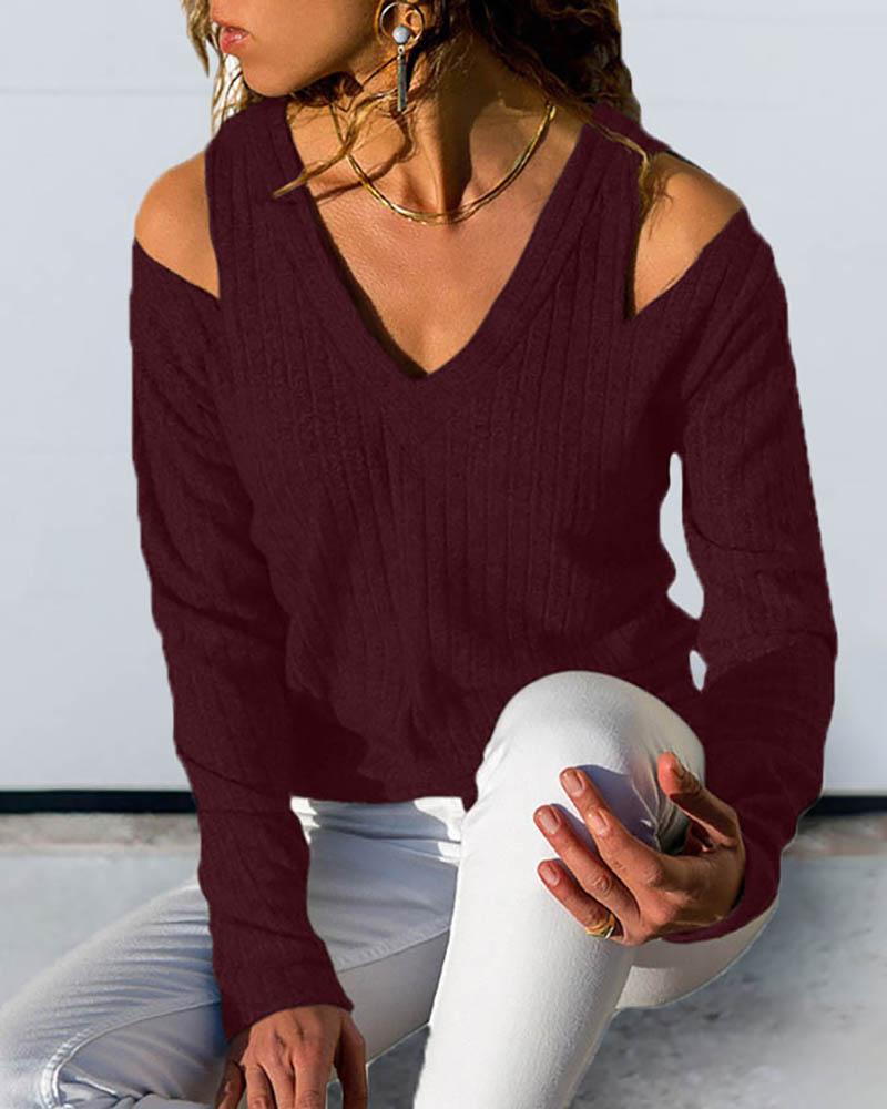 

Solid V-Neck Cold Shoulder Blouse, Red