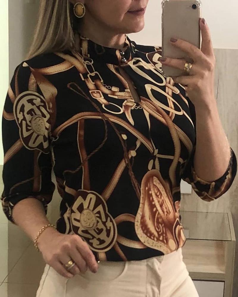 

Retro Print Cut Out Detail Shirt