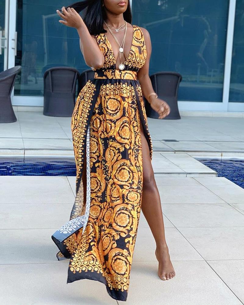 

Baroque Print Thigh Slit Maxi Dress