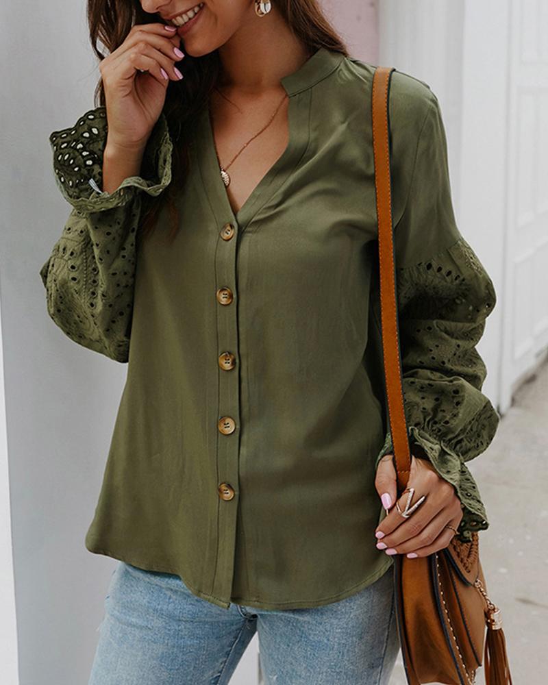 

Perforated Sleeve V Neck Top, Army green