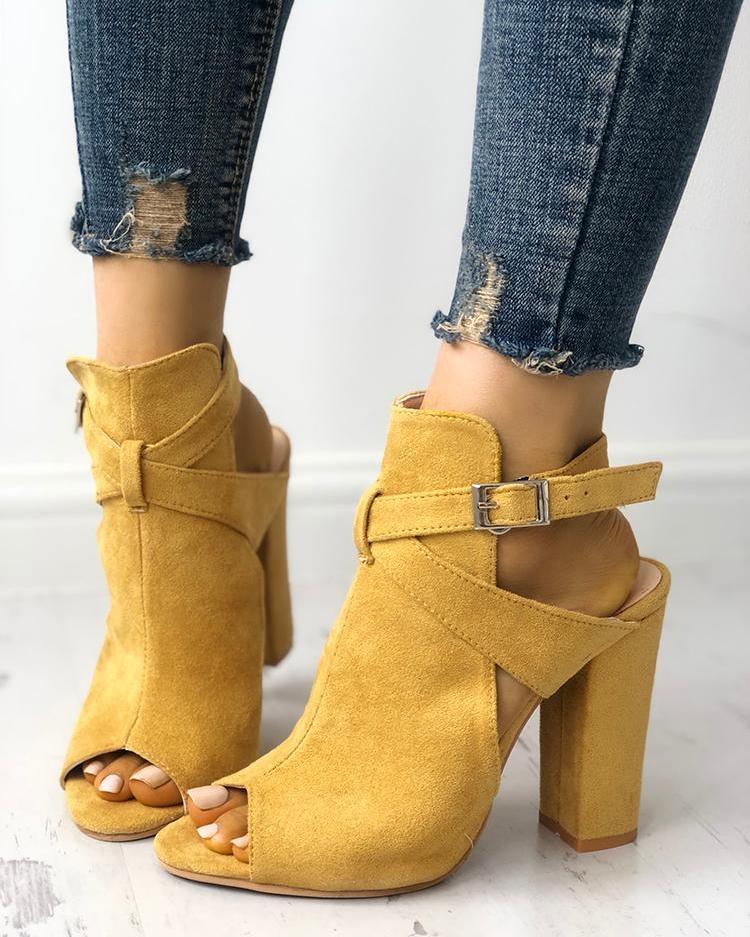

Cutout Criss Cross Strap Peep Toe Heels, Yellow