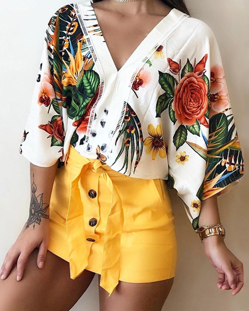 

V-Neck Ethnic Floral Flare Sleeve Blouse