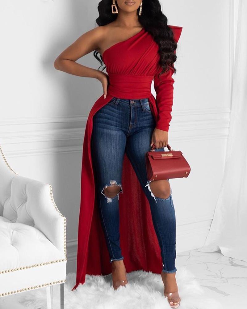 

Solid One Shoulder Dip Hem Blouse, Red