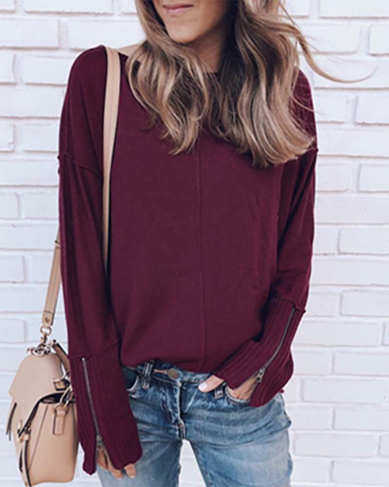 

Solid Round Neck Ribbed Zipper Slit Cuff Top, Wine red