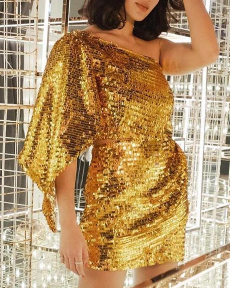 

Gold Diamond Sequin One Shoulder Dress