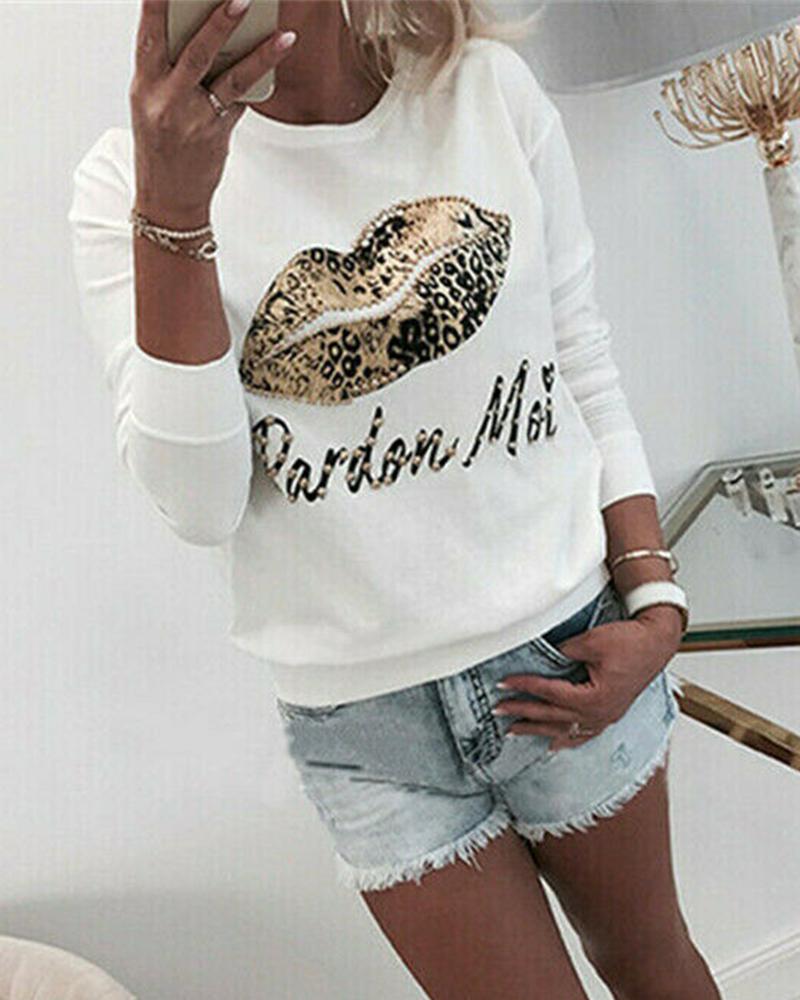 

Leopard Lip Print Long Sleeve Sweatshirt, White