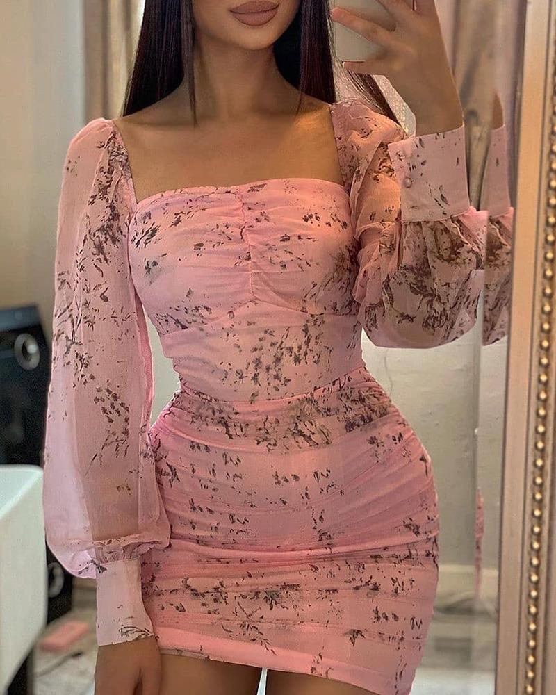 

Square Neck Mesh Sleeve Ruched Floral Print Bodycon Dress, Pink