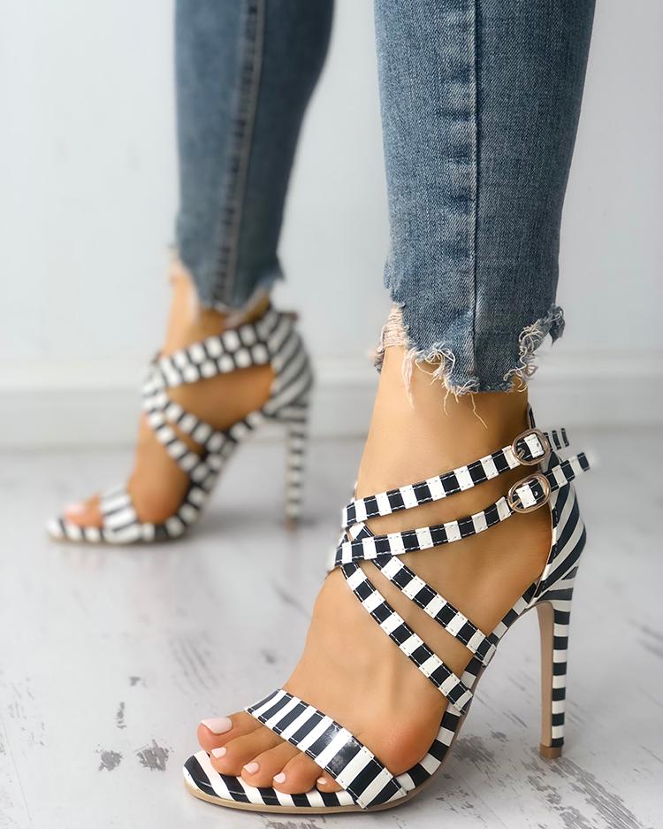 

Striped Crisscross Strappy Thin Helled Sandals, White