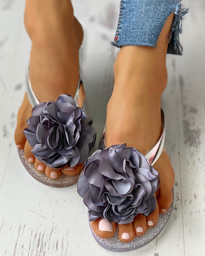 

Flower Embellished Toe Post Slipper Sandals, Gray