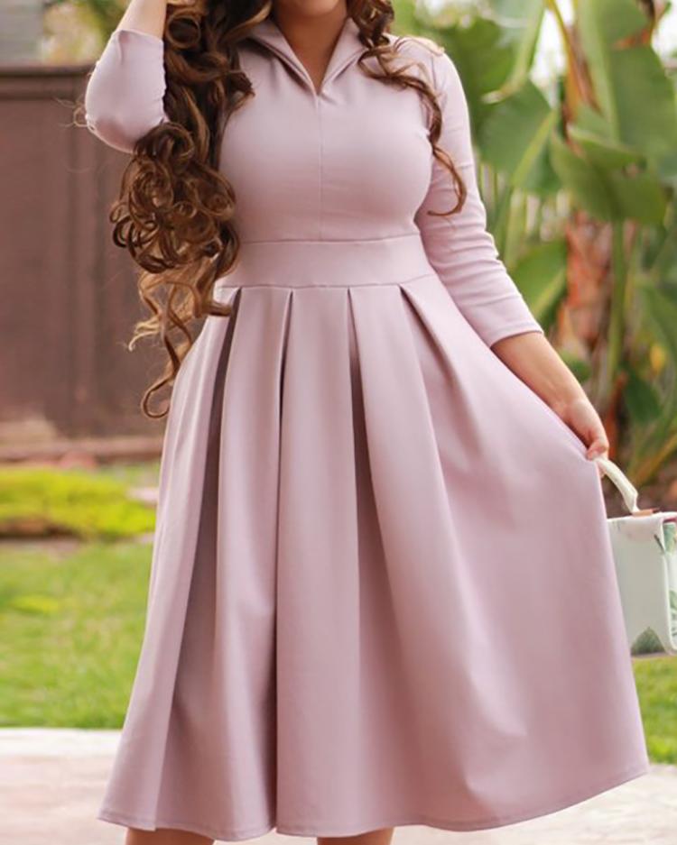 

Solid Turn Down Collar Pleated Casual Dress