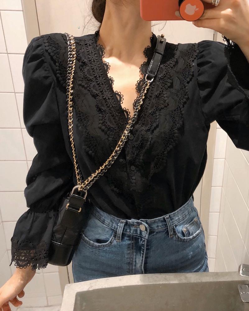 

Puffed Sleeve Lace Trim Blouse, Black