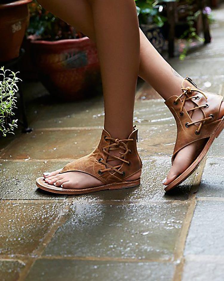 

Lace-up Cutout Toe Post Flat Gladiator Sandals, Black;brown