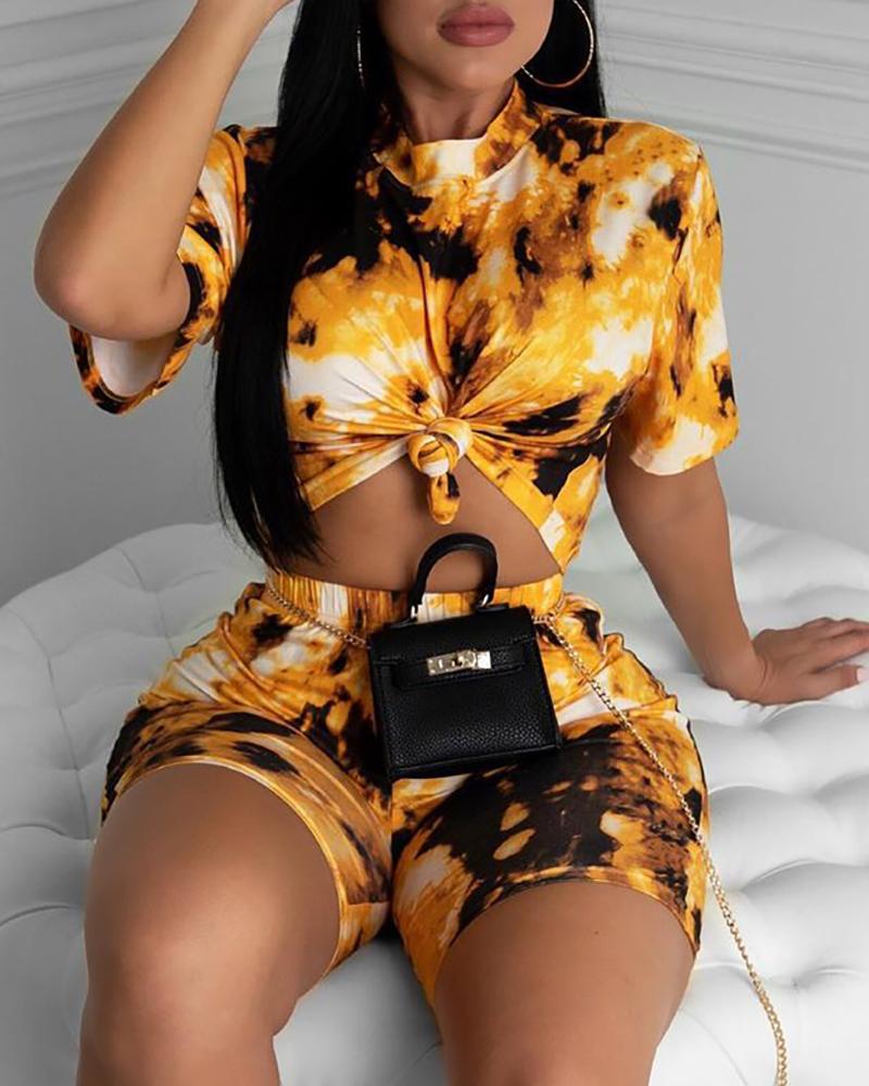 

Tie Dye Print Short Sleeve Top & Shorts Set, Yellow