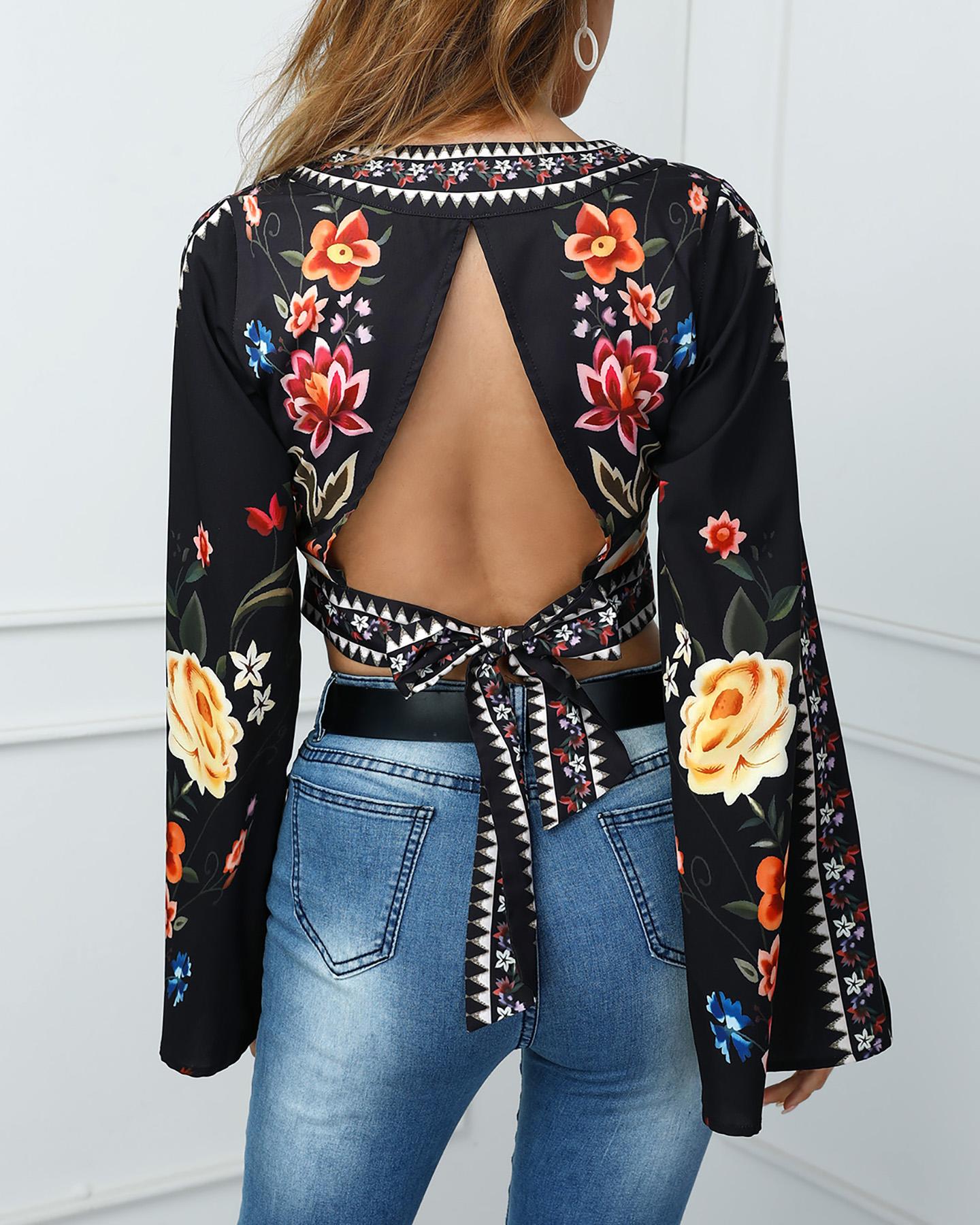 

Floral Print Bell Sleeve Cutout Back Blouse, Multicolor