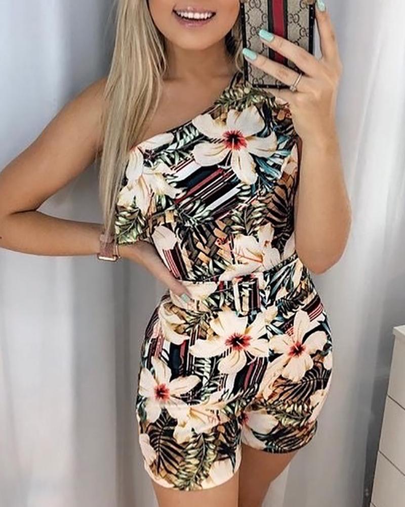 

One Shoulder Ruffles Floral Print Romper, Multicolor