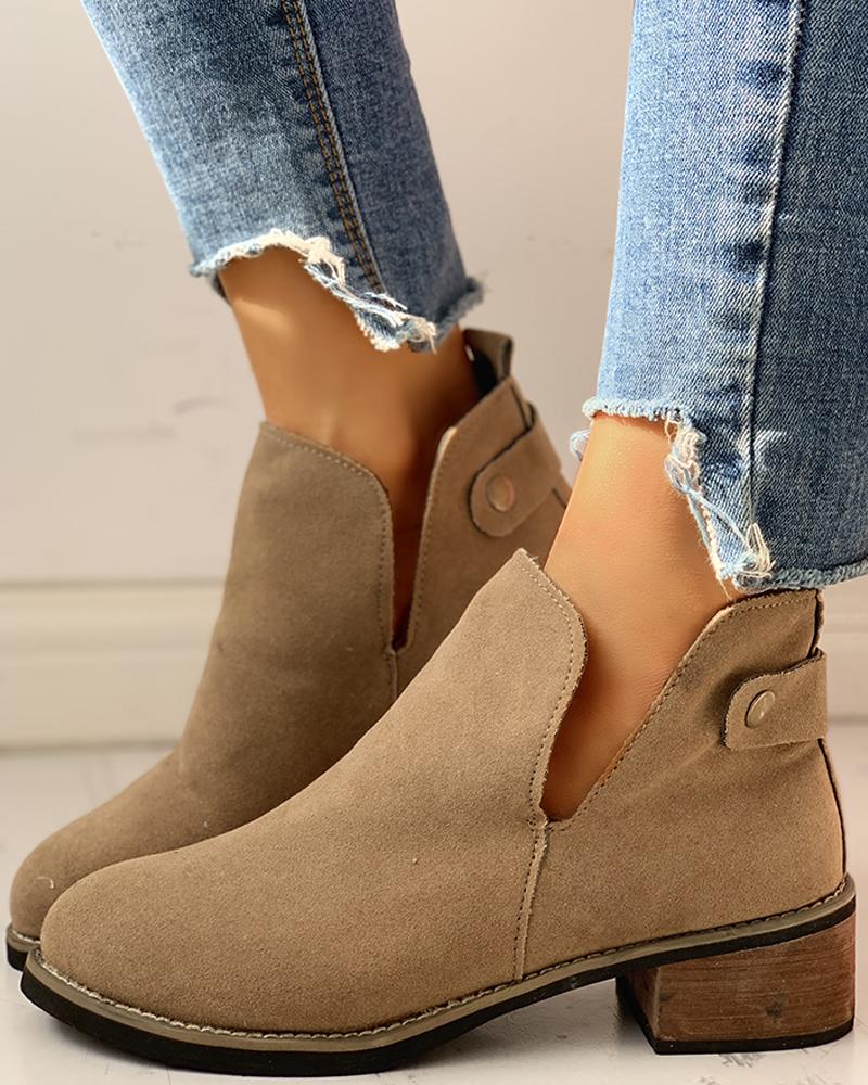 

Suede Pointed Toe Cut Out Ankle-Boots, Khaki