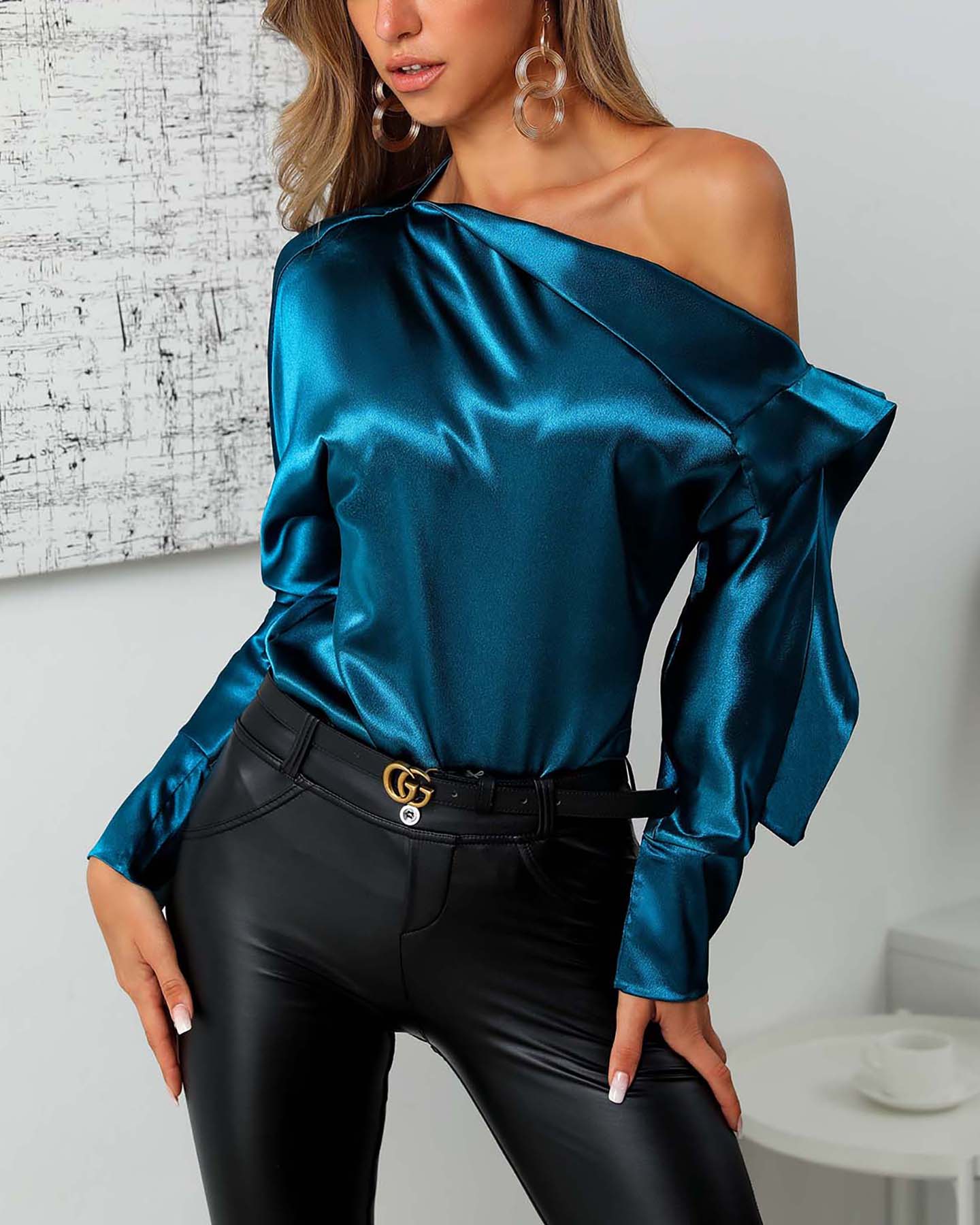 

One Shoulder Ruffles Design Casual Blouse, Green