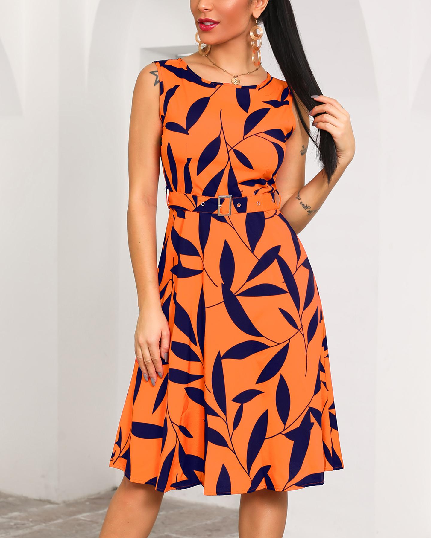

Leaf Print Sleeveless Belted A-Line Dress