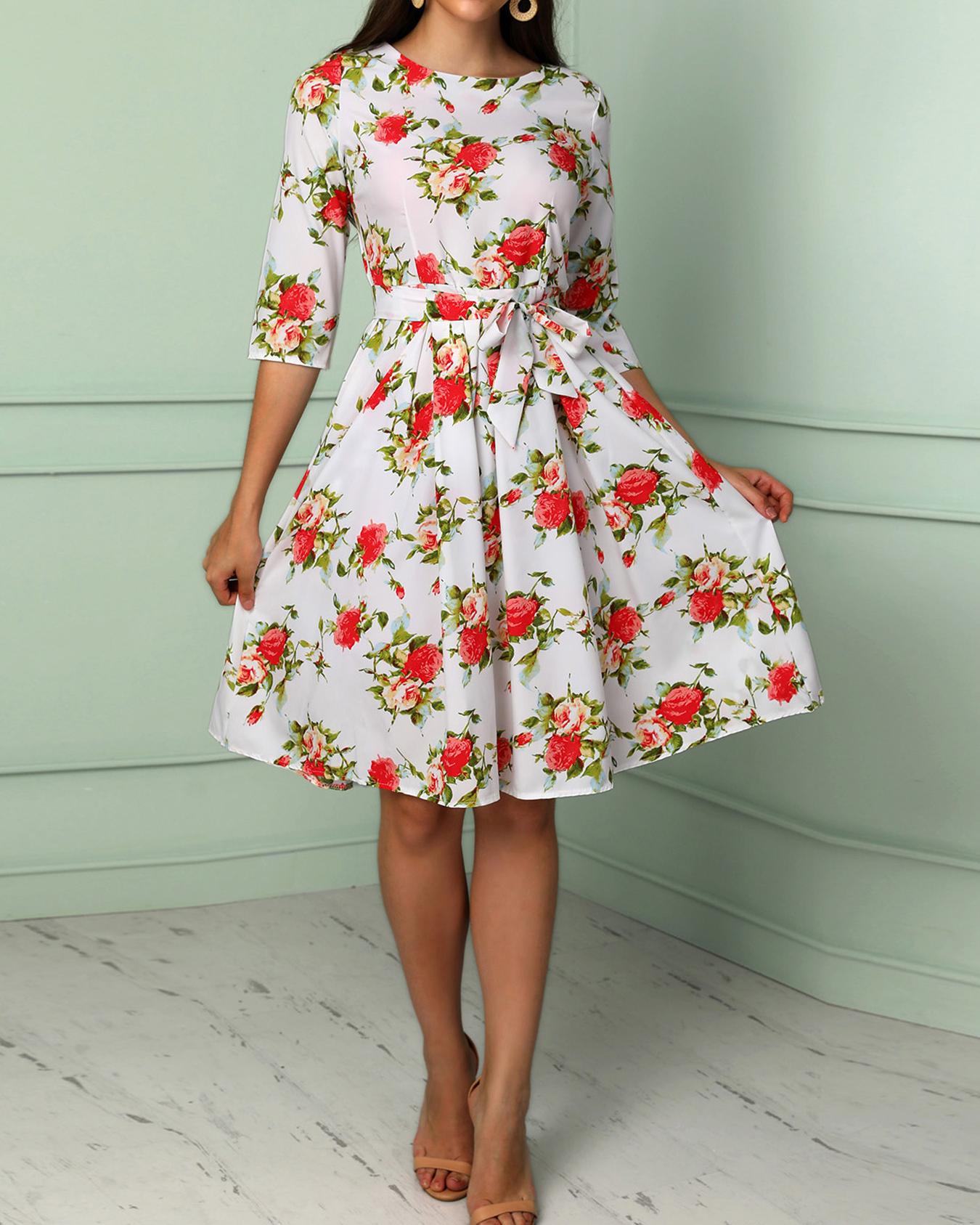 

Floral Print Belted Pleated Oversize Dresses