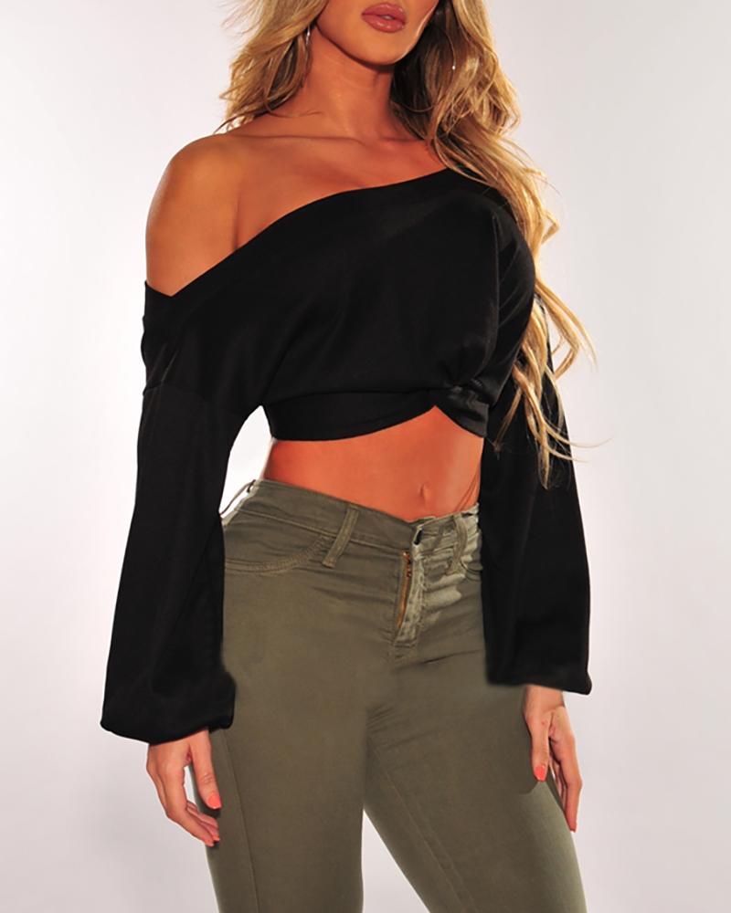 

Solid Skew Neck Twisted Design Crop Top, Black