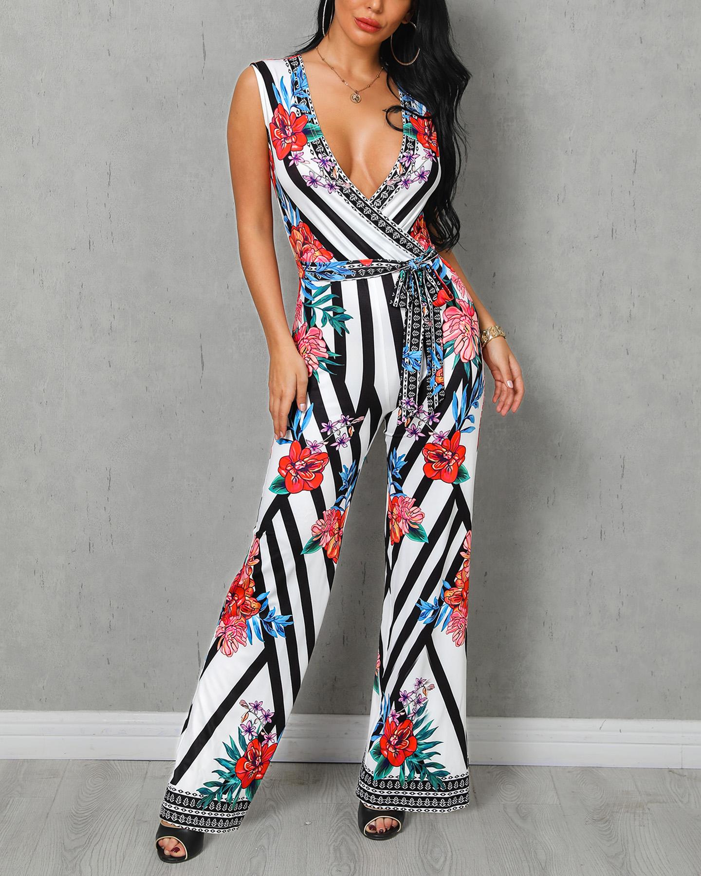 

Sleeveless Plunge Print Jumpsuit, Multicolor