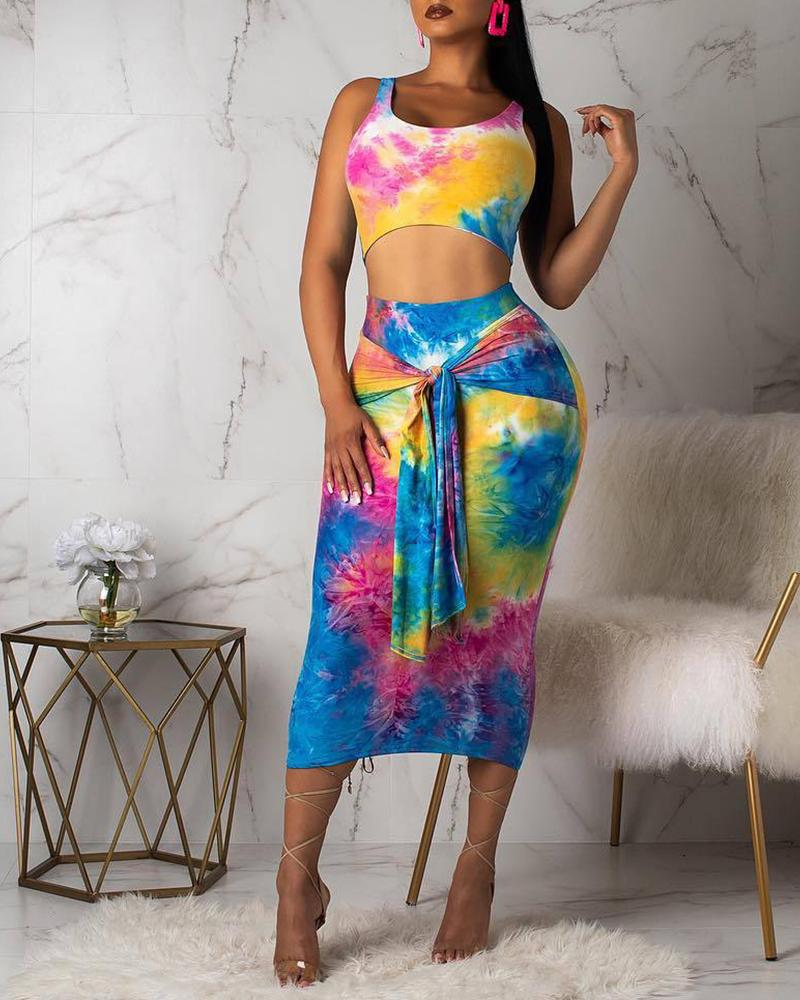 

Tie Dye Print Crop Top & Knot Skirt Set, Multicolor