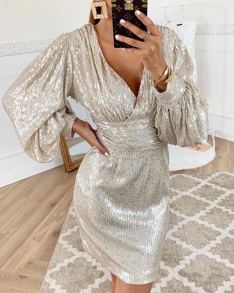

Glitter V Neck Lantern Sleeve Sequins Dress