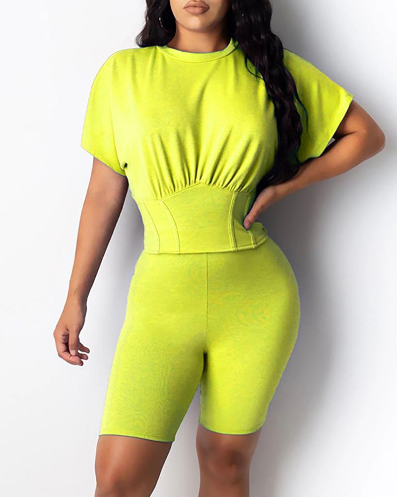 

Solid Round Neck Top & Shorts Set, Yellow