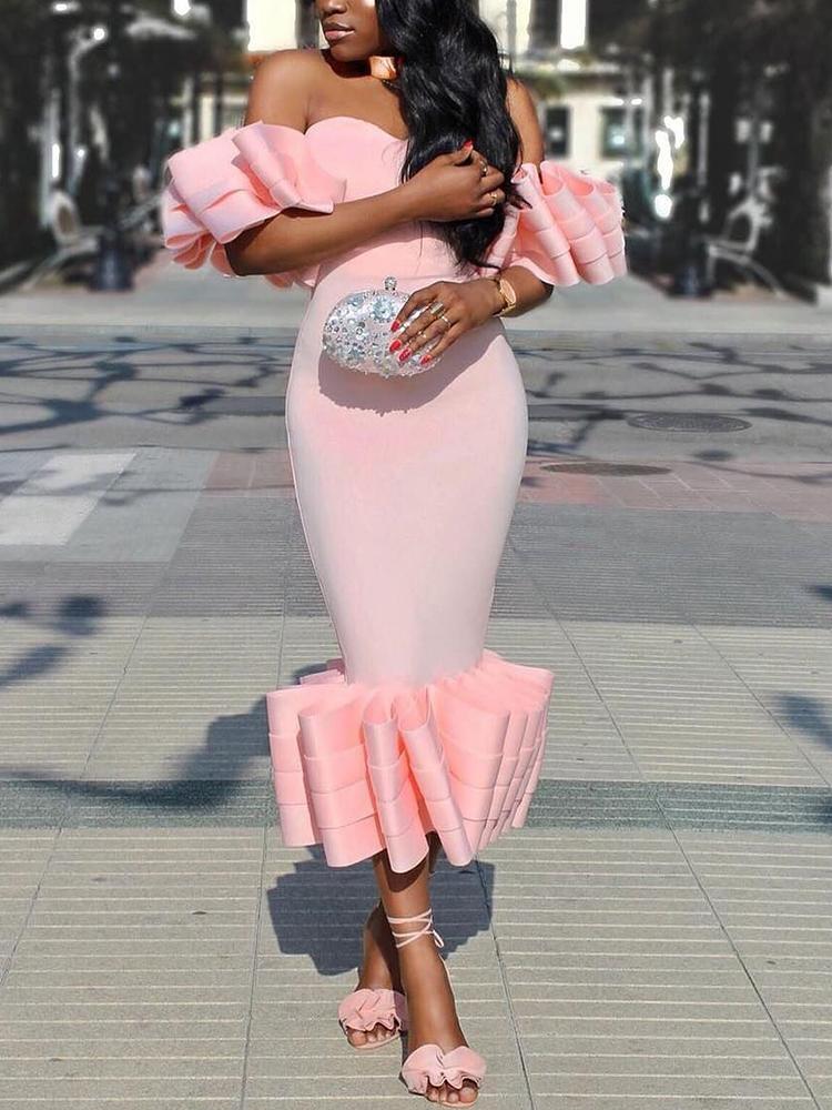

Pleated Ruffle Detail Blush Pink Priscy Dress