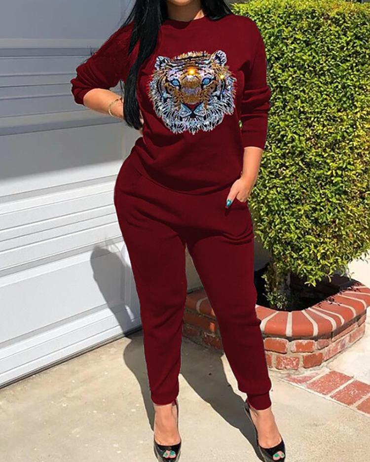 

Tiger Pattern Long Sleeve Sweatshirt & Pants Set, Wine red