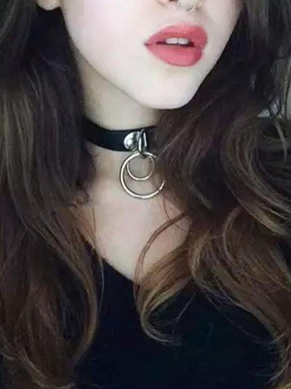 

Women Favorite Leather Rivet Punk Goth Ring Collar Choker Funky Necklace&Pendant, Red